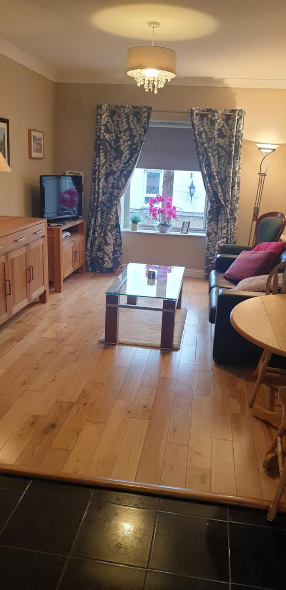 Town Centre Apartment Trim Dış mekan fotoğraf
